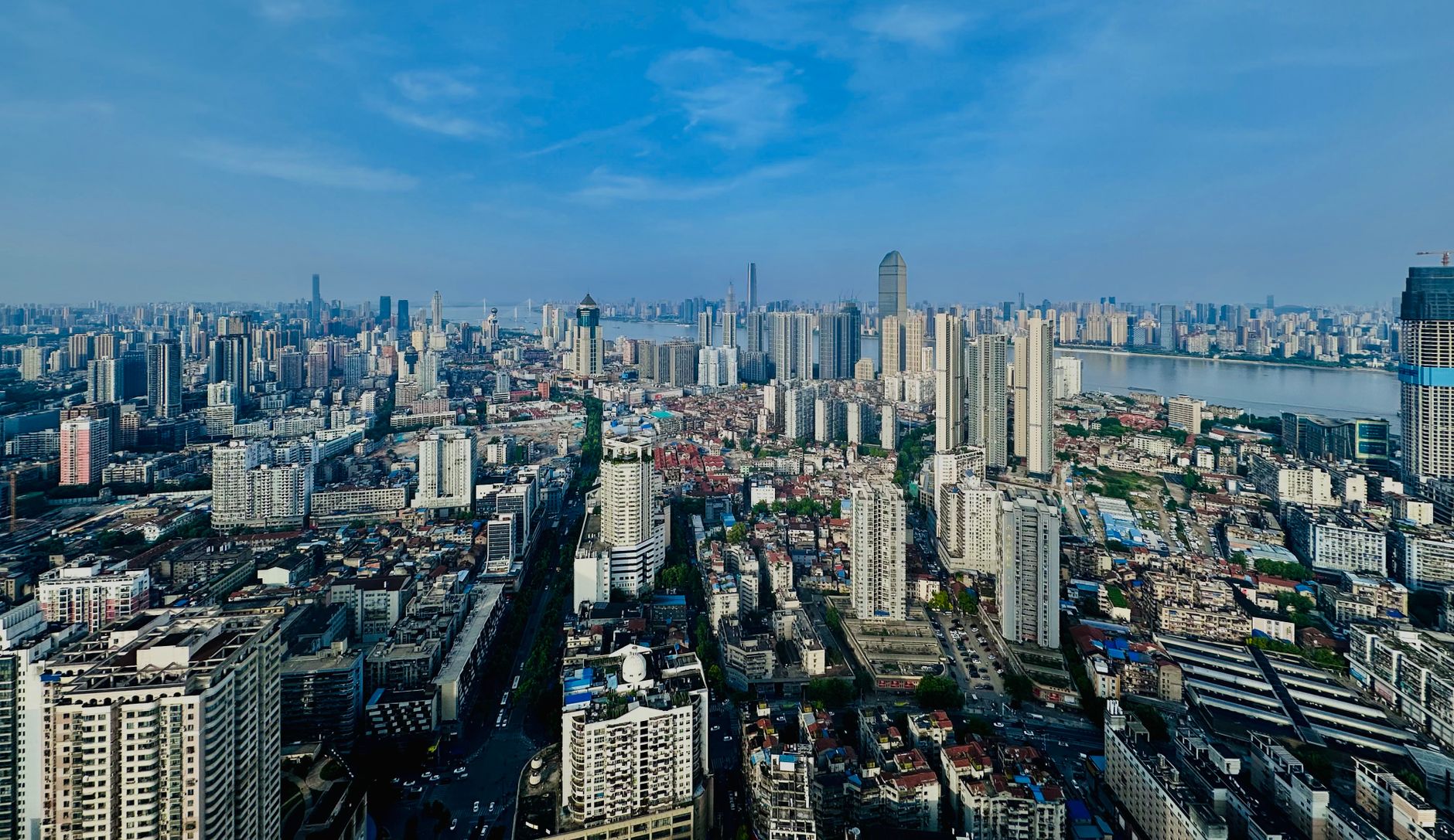 Wuhan Optics Valley modern industry Hubei development — Photo by yukai yang