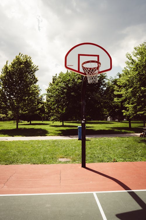 Low Angle Fotografie Von Basketball Hoop