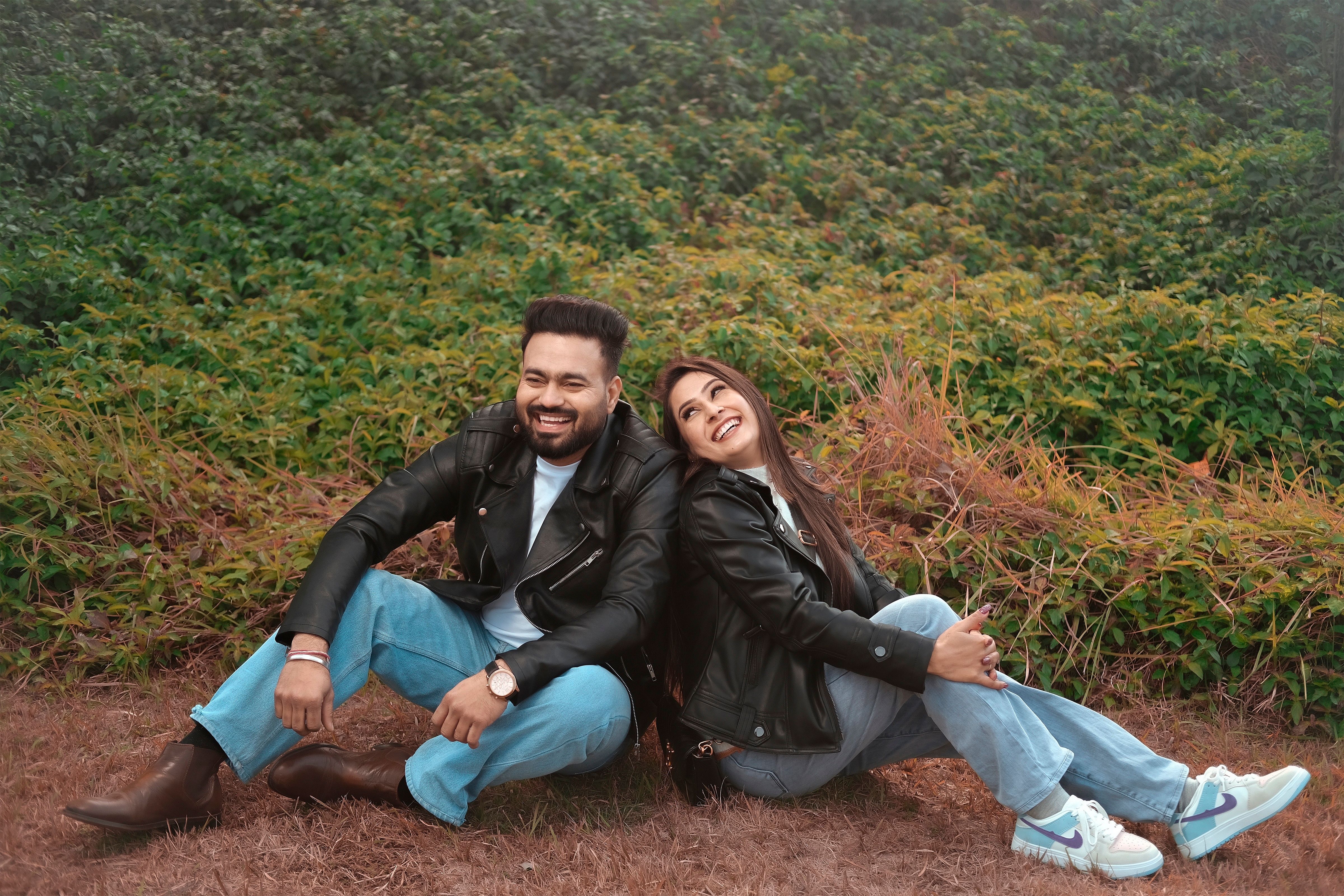 Raghav Juyal breaks silence on viral video of protecting Shehnaaz Gill from crowd and making her sit on h news update image