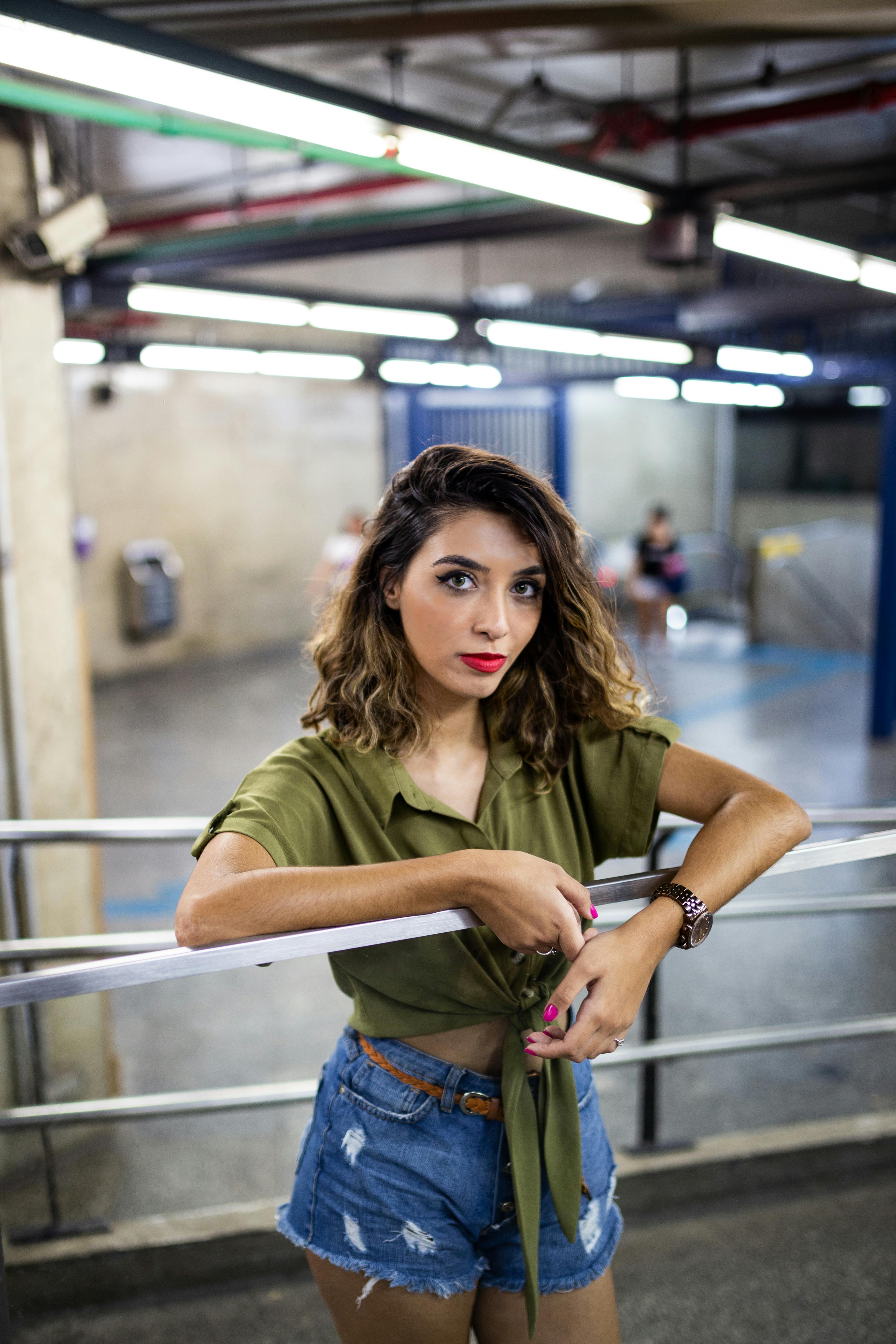 Metro Railing Photos, Download The BEST Free Metro Railing Stock Photos ...