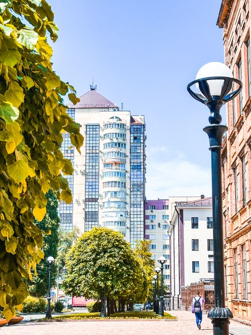 Free A vibrant scene of modern architecture and greenery in Stavropol, Russia, featuring city streets and blue skies. Stock Photo