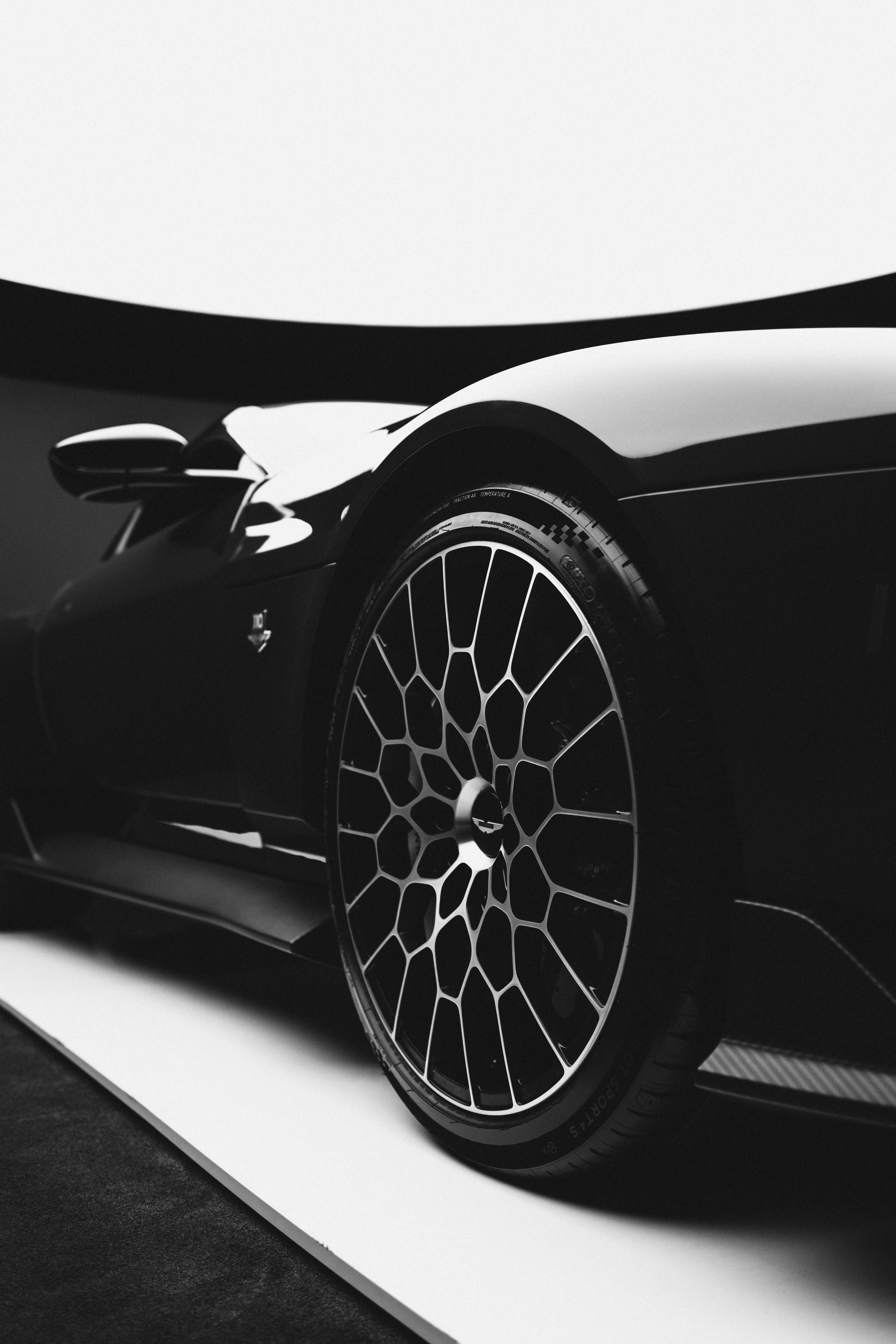 Close up of a Car Wheel · Free Stock Photo