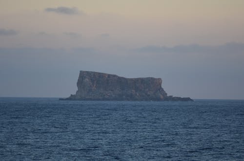 フィルフラと呼ばれる小さな島