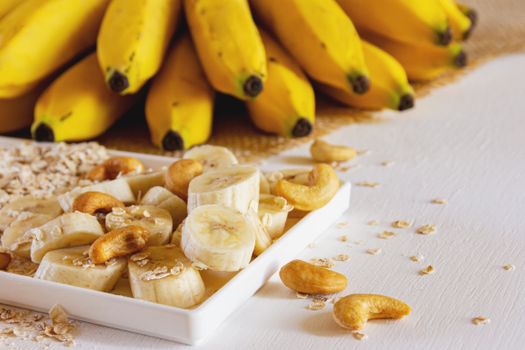 Gmills Cheerios Sweetened Crn Oat Cereal Banana Nut
