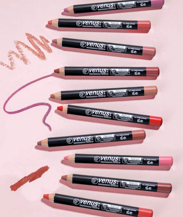 Photo Of Venus Eyeliner Pencil Set