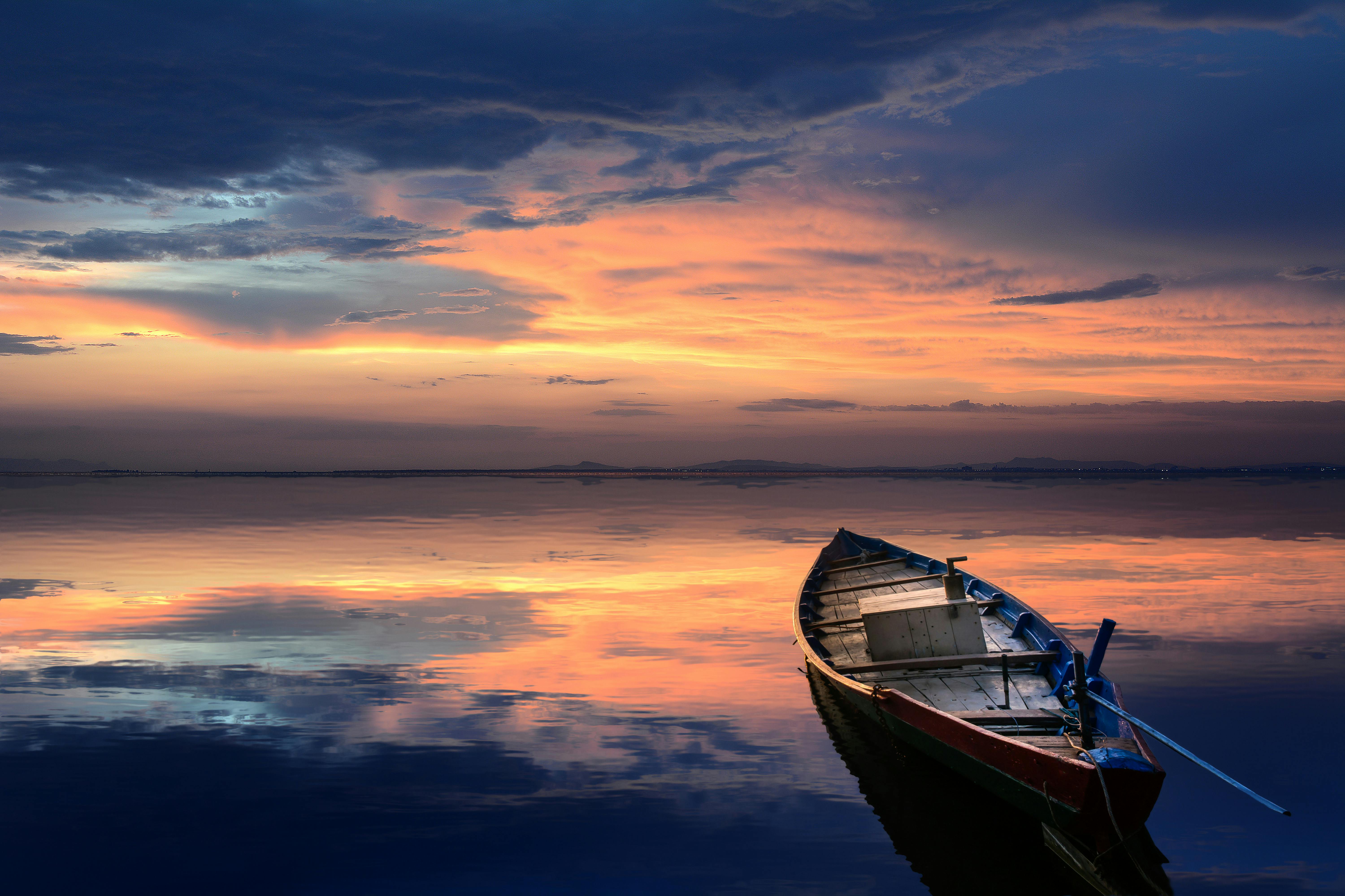 Three Old Ships Are Floating On The Ocean In The Sun Background, Picture Of  Old Sailing Ships, Ship, Sailing Background Image And Wallpaper for Free  Download