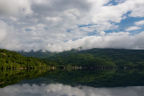 Lake Perućac, panorama view (Jovan Vasiljević Photography)