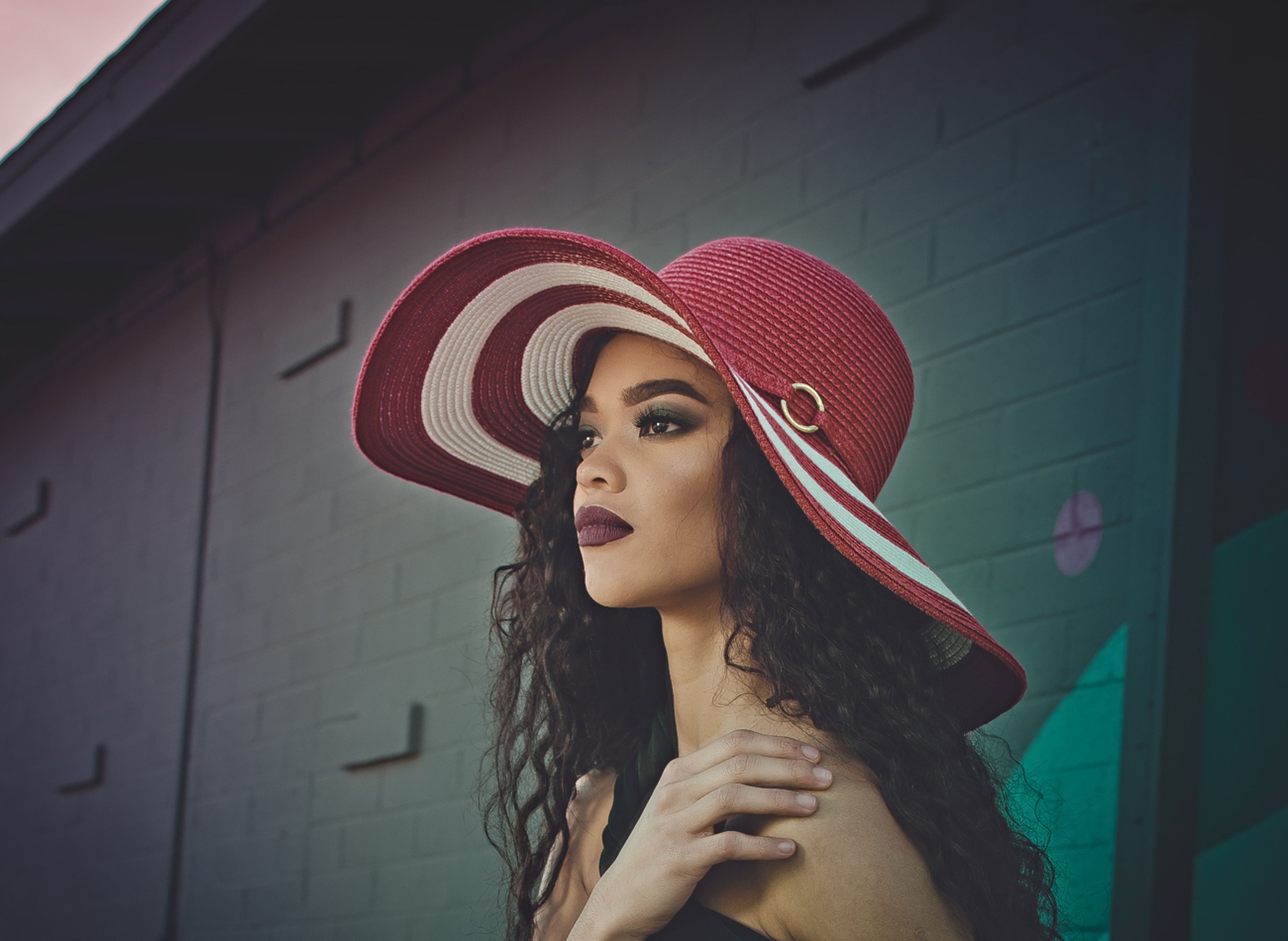Wedding Guest Hats 2026: Fascinators vs Wide-Brim vs Fedora When You Need a Real Fit