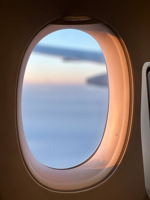 A window view of an airplane window