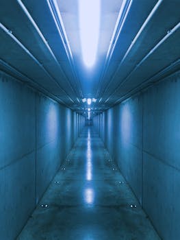 地拉那蓝灯空的未来走廊位于阿尔巴尼亚