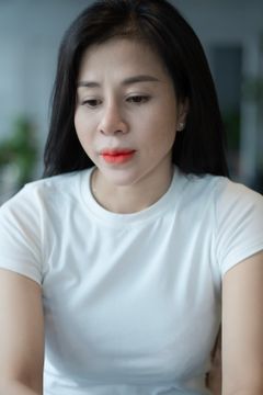 An Nguyen's sample profile portrait
