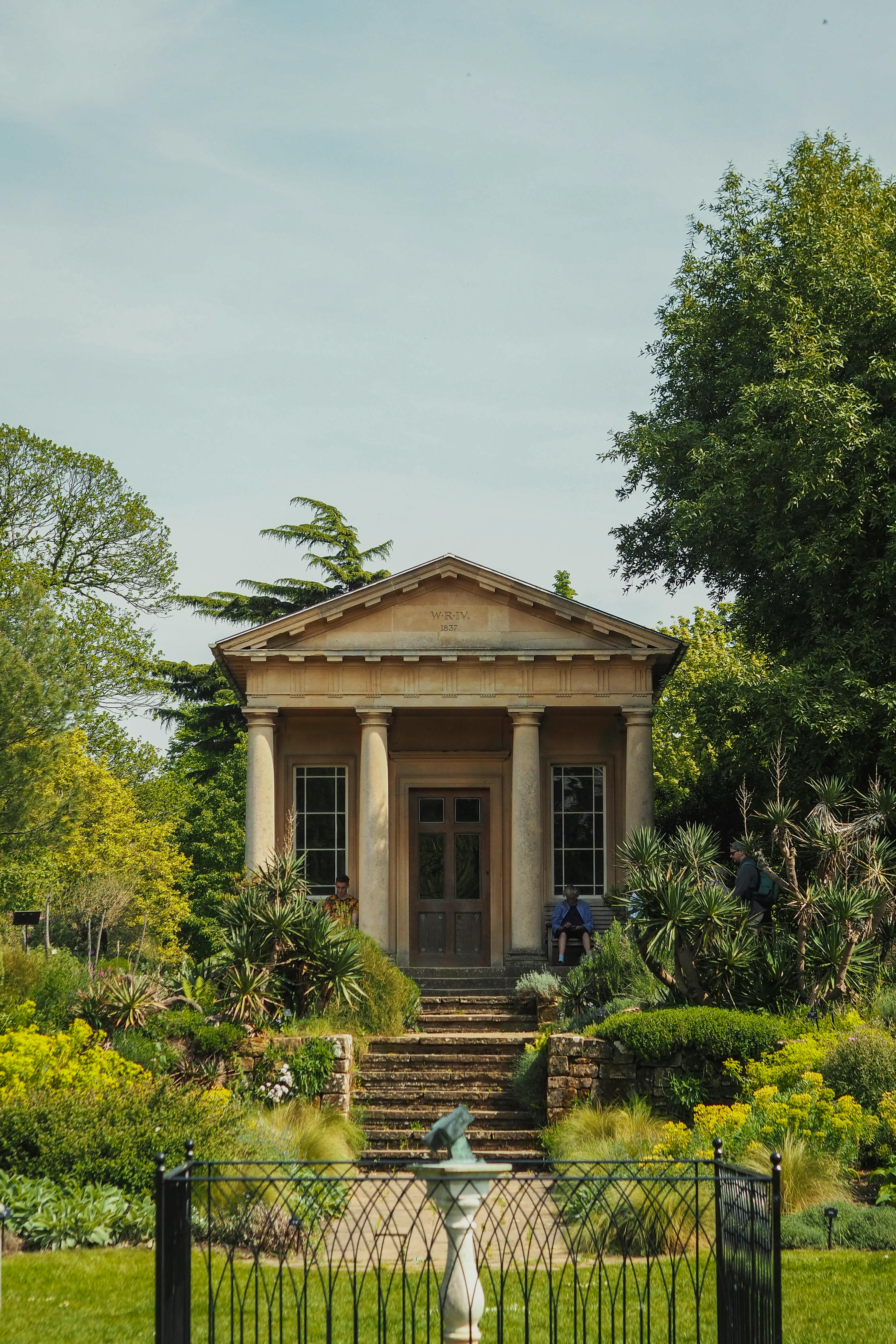 How to Experience the Historic Charm of Central Hall Westminster Storey’s Gate in Westminster, London