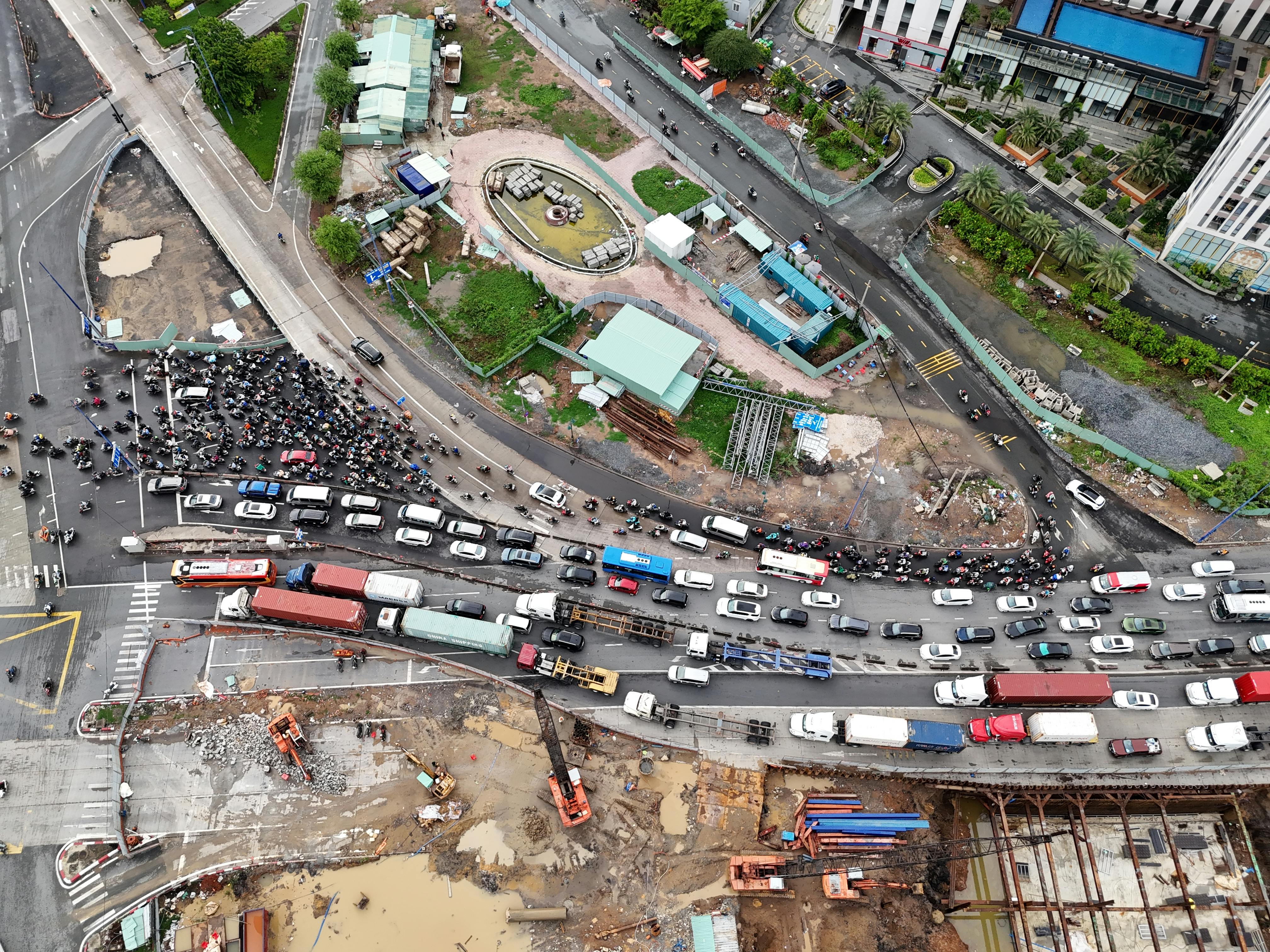 Traffic Tidal Wave