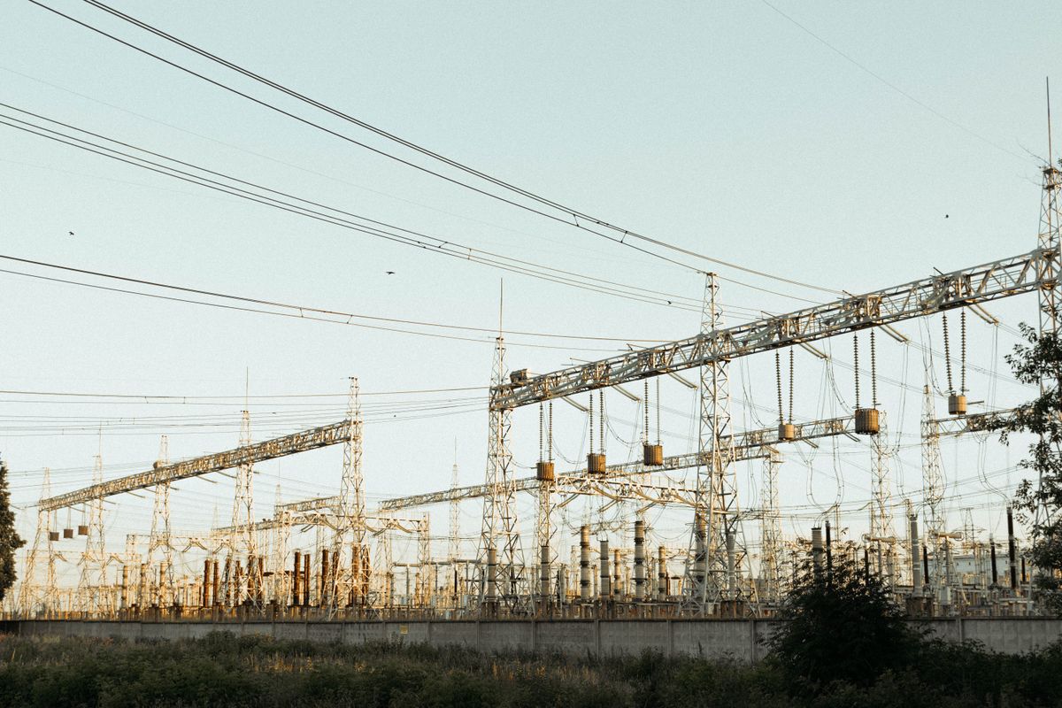 Infraestructura electrica y lineas de transmision