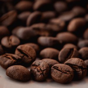Whole beans lit from the side — photo by Yunus Kilic on Pexels