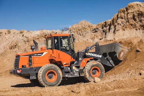 Kostenloses Stock Foto zu ausrüstung, bagger, Baseball-Hügel