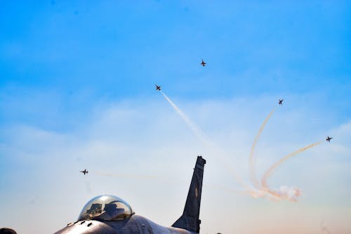 Gratis lagerfoto af beja, bejaairshow, kunstflyvning