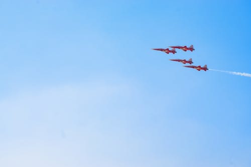 Gratis lagerfoto af beja, bejaairshow, kunstflyvning