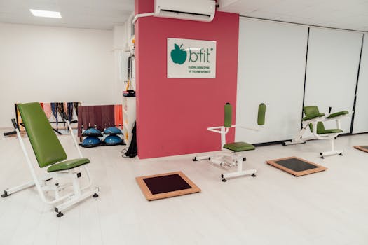 Explore a modern fitness studio in Yalova, Türkiye, featuring sleek exercise equipment.