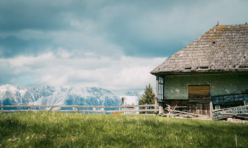 Gratis arkivbilde med arkitektur, bygning, familie