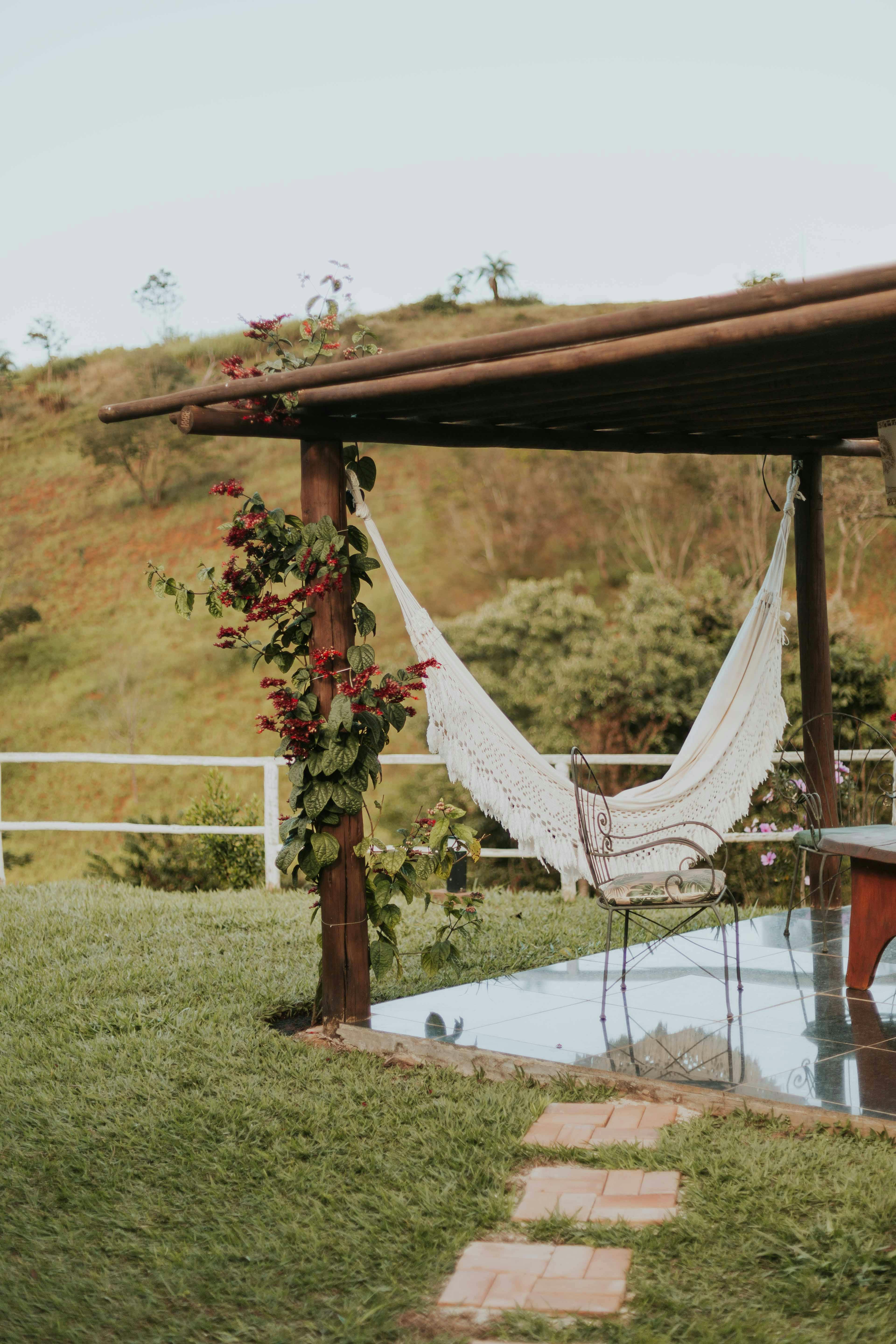 Pergola bioclimatique avec éclairage LED en Haute-Savoie