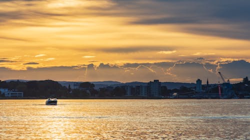 Gratis lagerfoto af bådsejlads, solnedgang