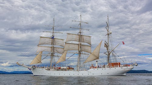 Free stock photo of sailing ship