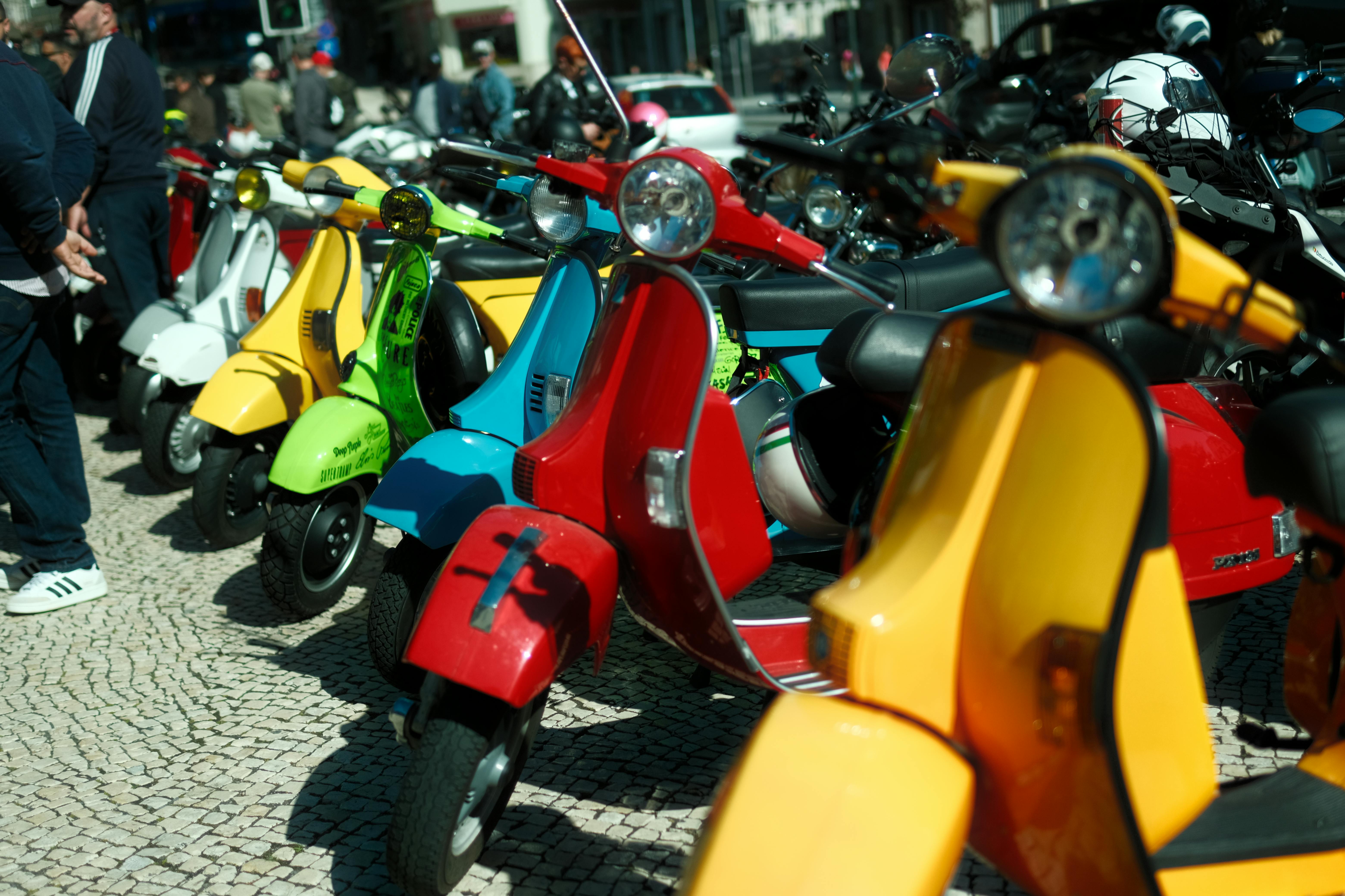ContiScoot: over 30 Tire Sizes for Urban Mobility and Everyday Commuting — Photo by Ana Lourenco on Pexels