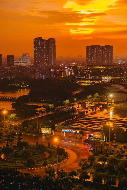 Foto profissional grátis de céu amarelo, cidade, cidades