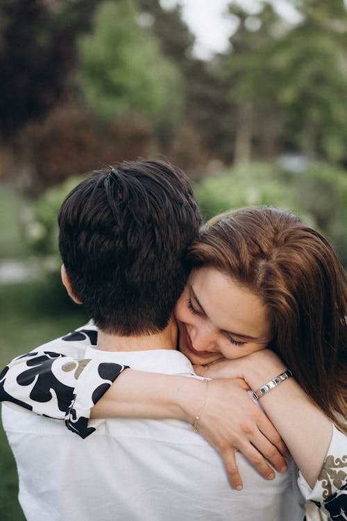 Free stock photo of embrace, outdoor photoshoot