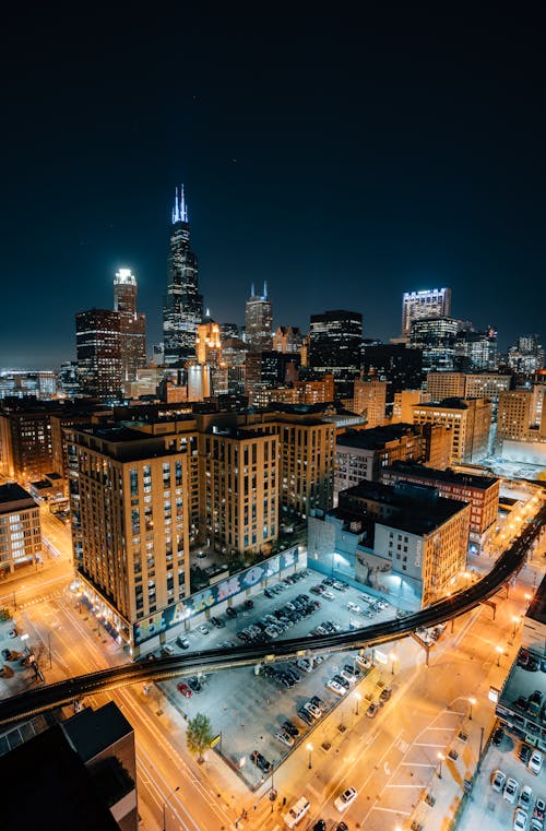 Foto Van Chicago Cityscape At Night