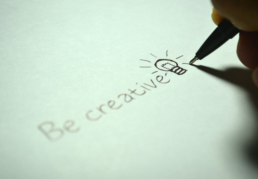 будь креативным, бумага, воображение