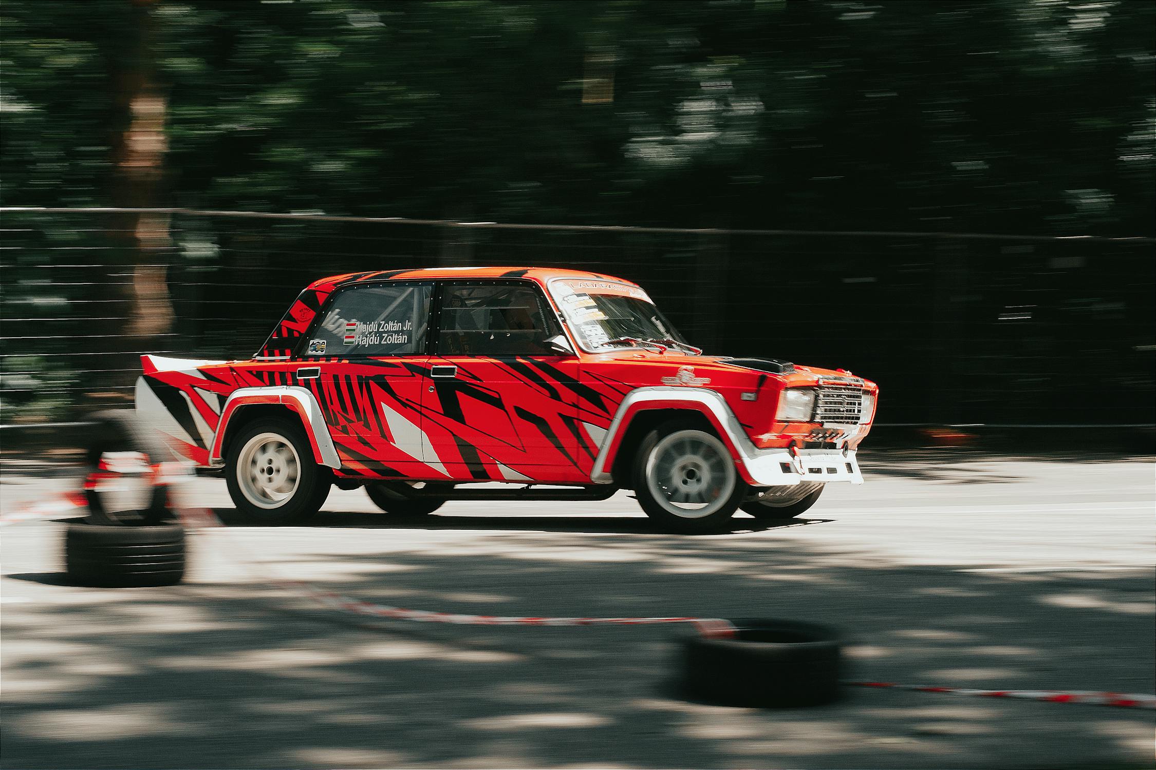 Red Lava Riva in Rally · Free Stock Photo
