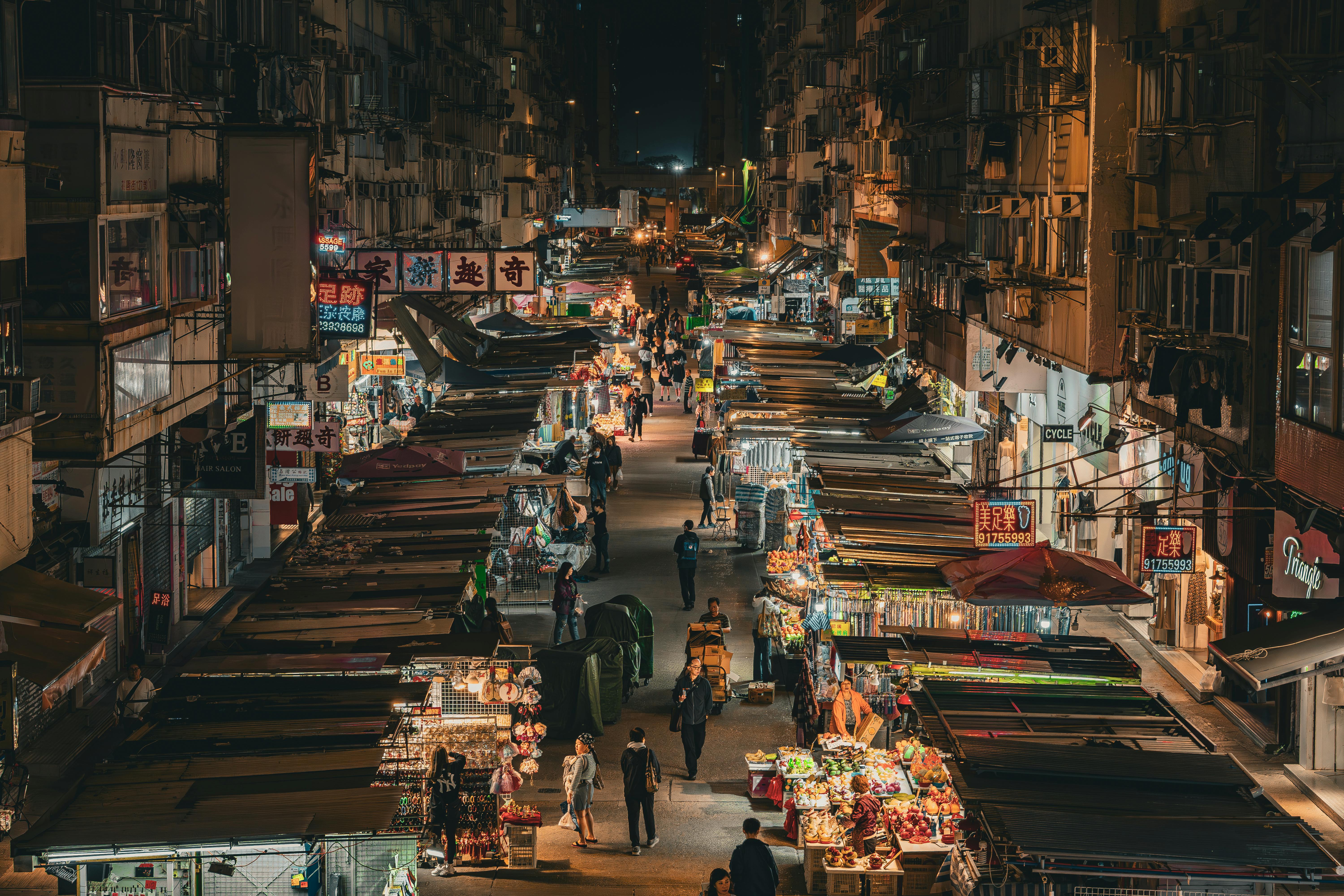 Barrett Media’s Top 20 Major Market Sports Radio Stations of 2025 — Photo by Ehsan Haque on Pexels