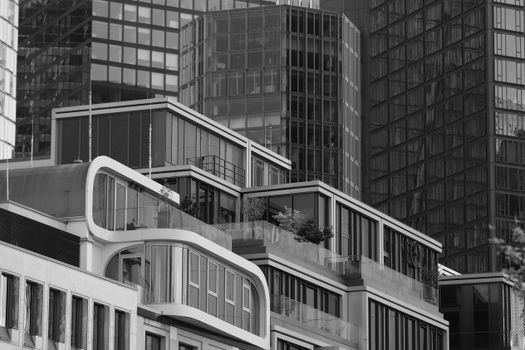 Black and white photo of buildings in the city