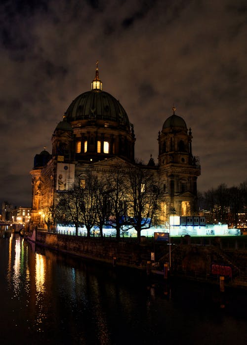밤 사진, 베를린, 베를린 대성당의 무료 스톡 사진