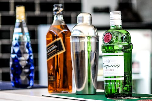 Kostnadsfri bild av alkohol, alkoholflaskor, alkoholhaltiga drycker