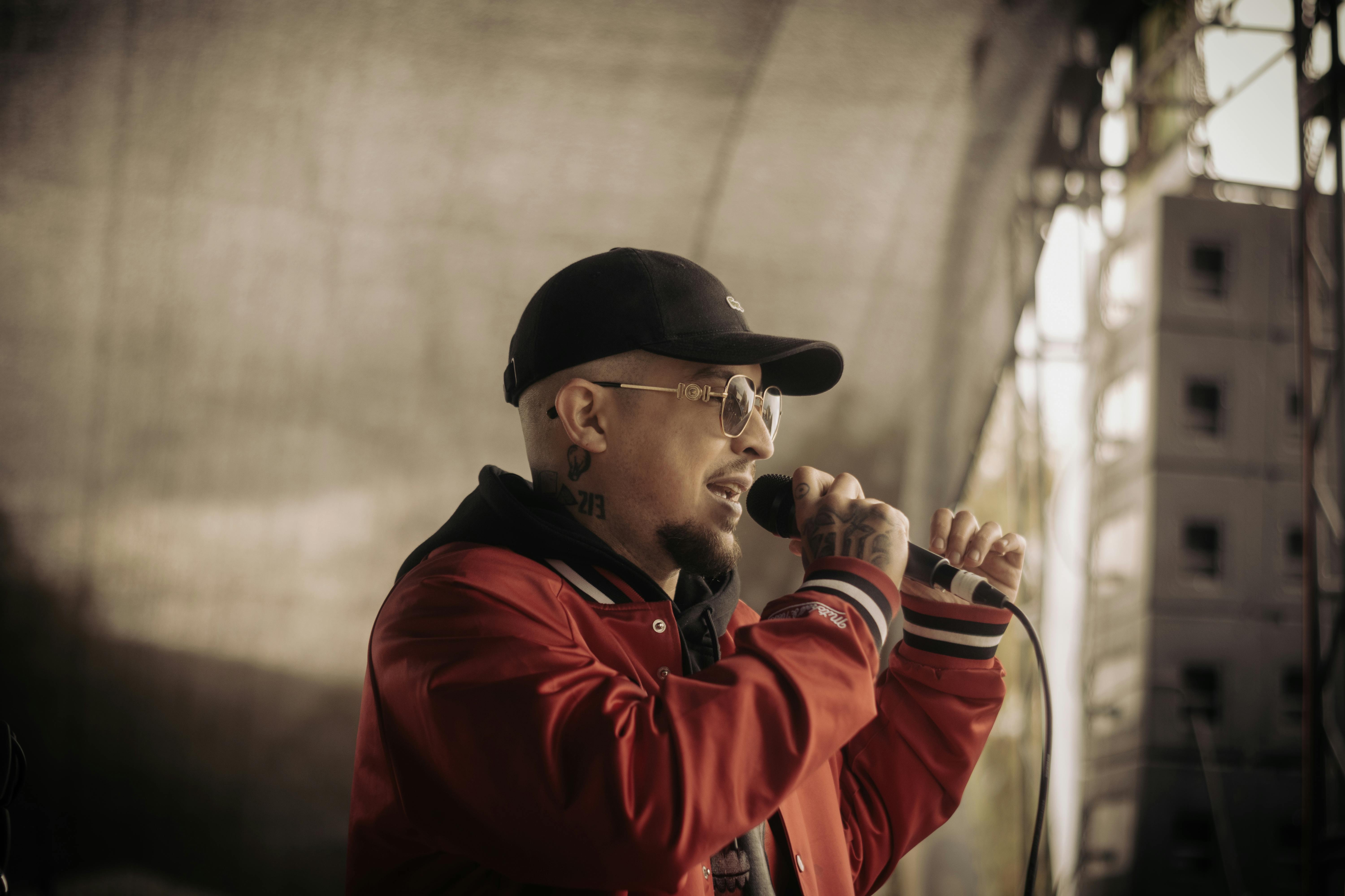 How Rap Reviews Shape Music Discovery in the Streaming Era — Photo by Wrld Mafia Inc on Pexels