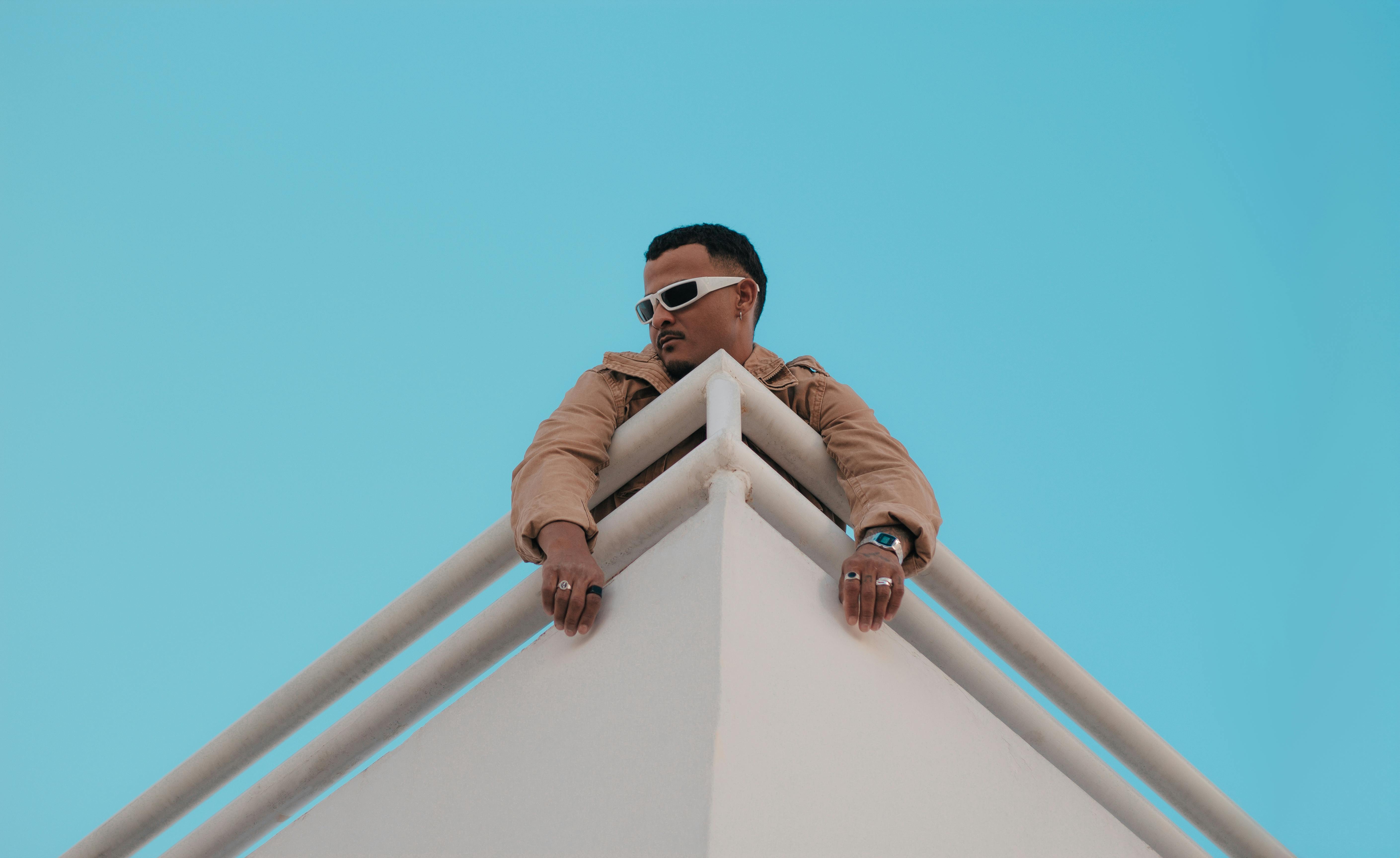 How Rap Reviews Shape Music Discovery in the Streaming Era — Photo by Jean  Carlos on Pexels