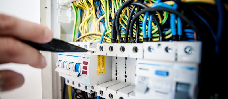 Electrical diagnostics for RV slide-out motor and controller