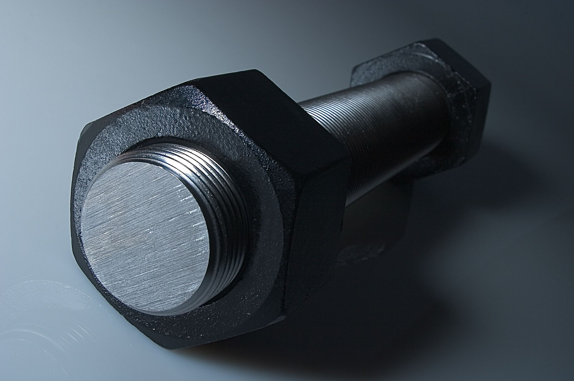 Industrial Fasteners Market Trends Driven by Lightweight Materials in Manufacturing