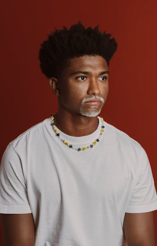 Gratis arkivbilde med afrikansk-amerikansk mann, brunet, halskjede