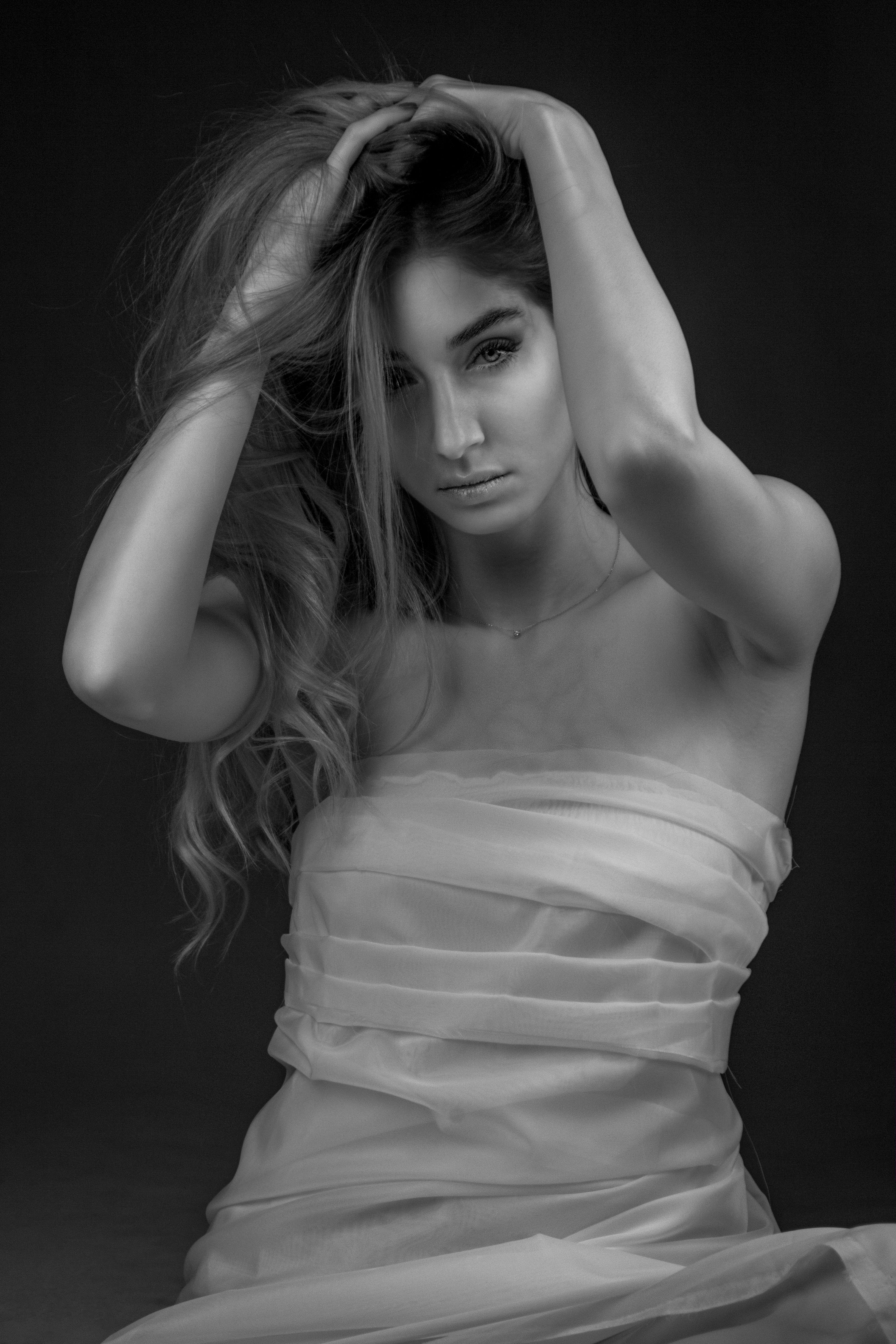 Black and White Portrait of a Woman Posing · Free Stock Photo