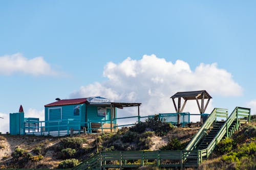 Kostnadsfri bild av arkitektur, blå himmel, byggnad