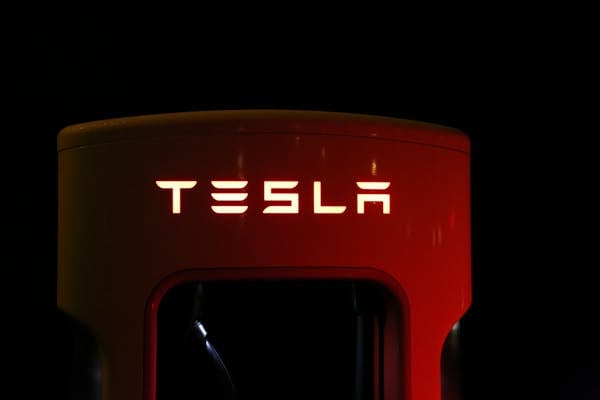 How Does Tesla Use Artificial Intelligence