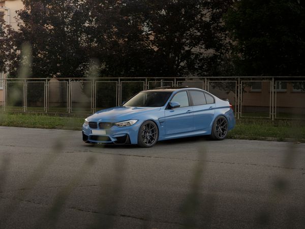 Sedan