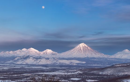 Valley of Geysers helicopter day — Kamchatka