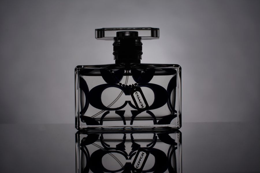 pexels photo 258244 Imagen de Top 11 perfumes economicos para uso diario