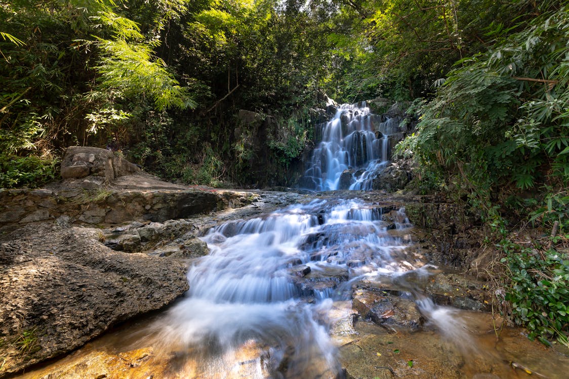 Free Cascading Waterfalls  Stock Photo