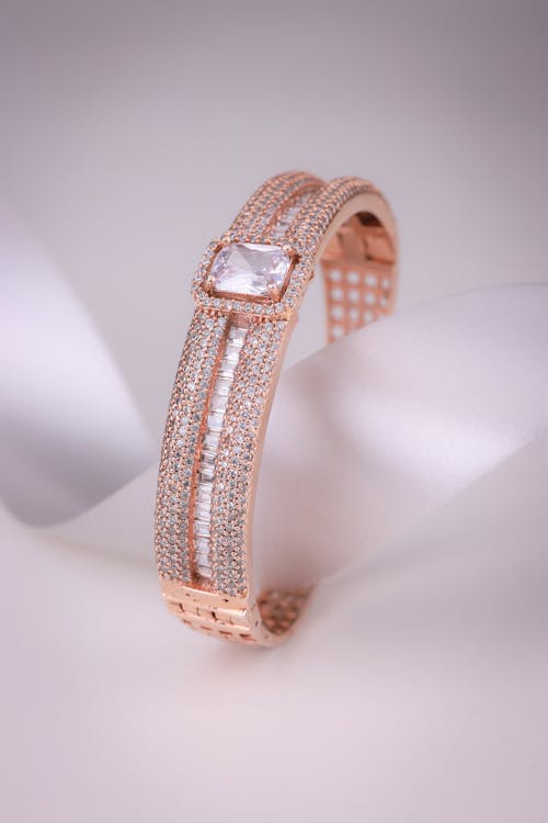 Enchanting Rose Gold: Bracelets for Every Occasion
